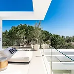 Exclusiva Con Piscina Privada Climatizada Villa *