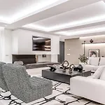 Villa Exclusiva Con Piscina Privada Climatizada Marbella