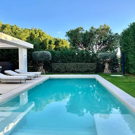 Exclusiva Con Piscina Privada Climatizada Βίλα