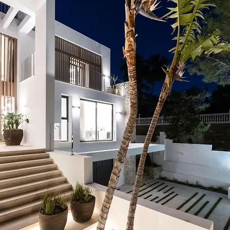 فيلة Exclusiva Con Piscina Privada Climatizada ماربيا