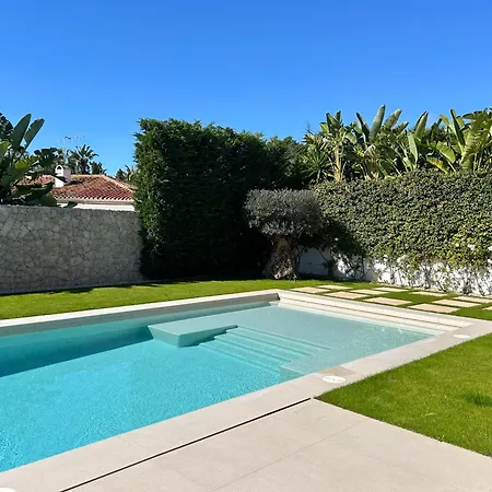 Exclusiva Con Piscina Privada Climatizada Villa *